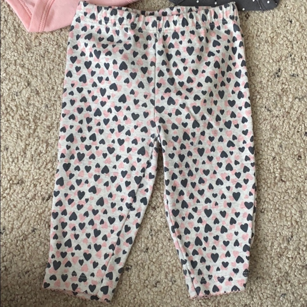 Carter’s 3 piece set - Picture 4 of 8